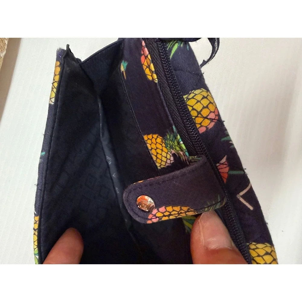 VERA BRADLEY TOUCAN PARTY TOTE, BEACH TOWEL & WRISTLET/ WALLET BEACH BAG SET - Picture 11 of 16